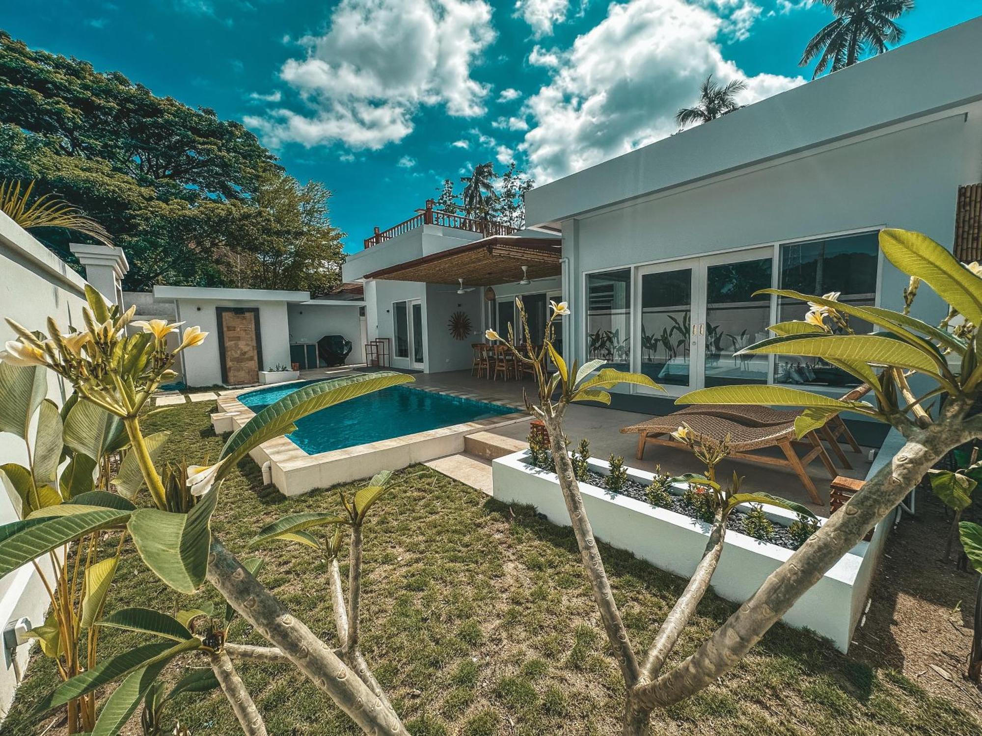 Tropik Resort Lombok Селонґ-Беланак Номер фото