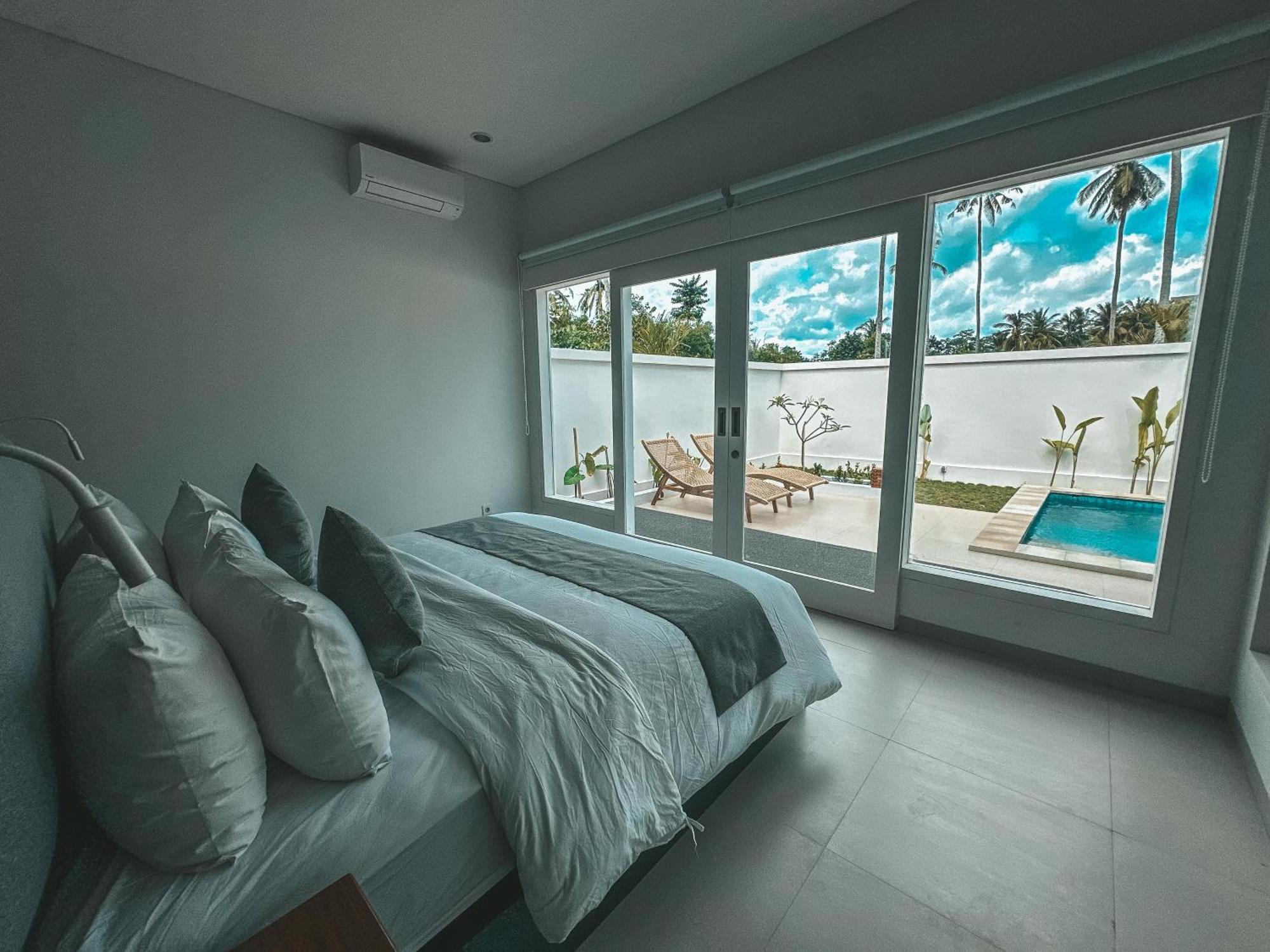 Tropik Resort Lombok Селонґ-Беланак Номер фото