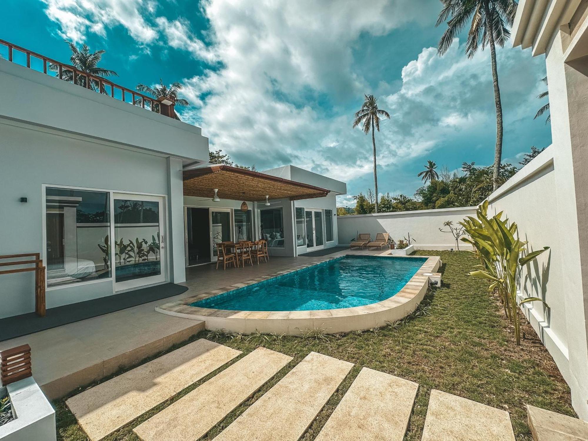 Tropik Resort Lombok Селонґ-Беланак Номер фото