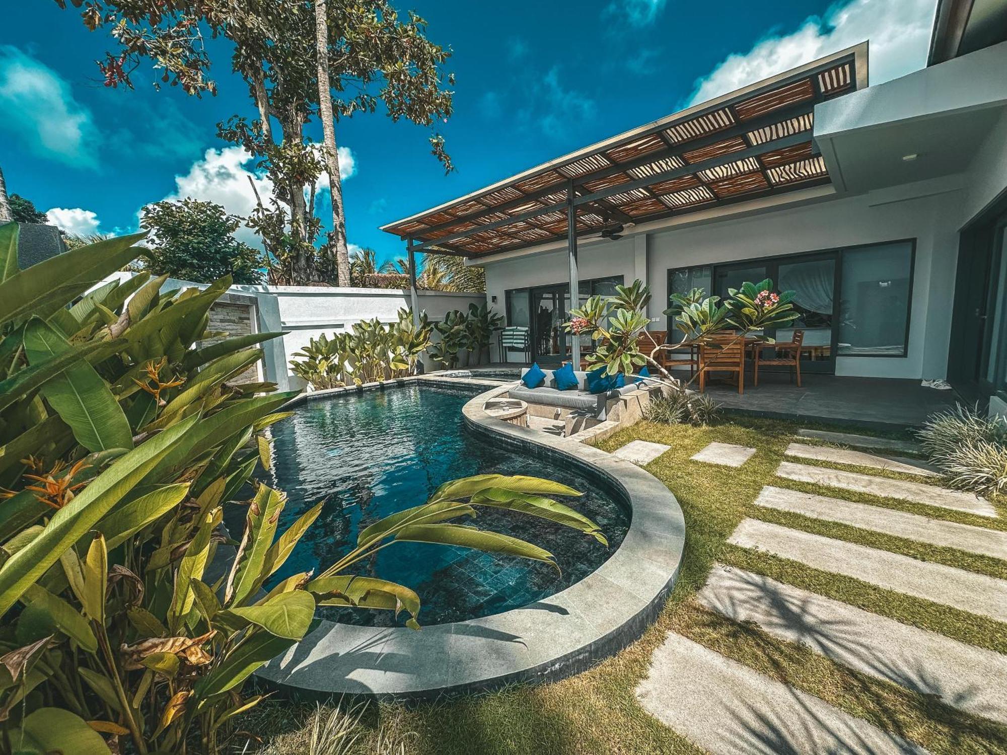 Tropik Resort Lombok Селонґ-Беланак Екстер'єр фото